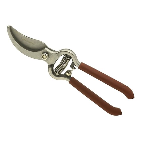 Traditional Bypass Secateurs by Kent & Stowe - 70100476