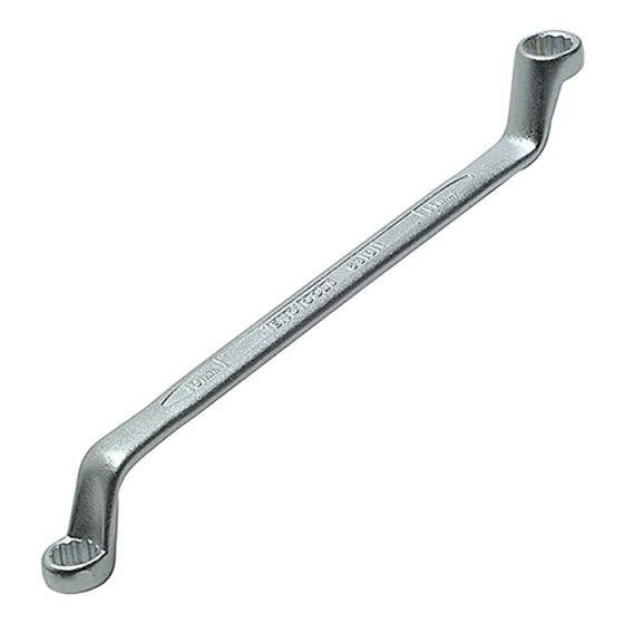 Ring Spanners Metric